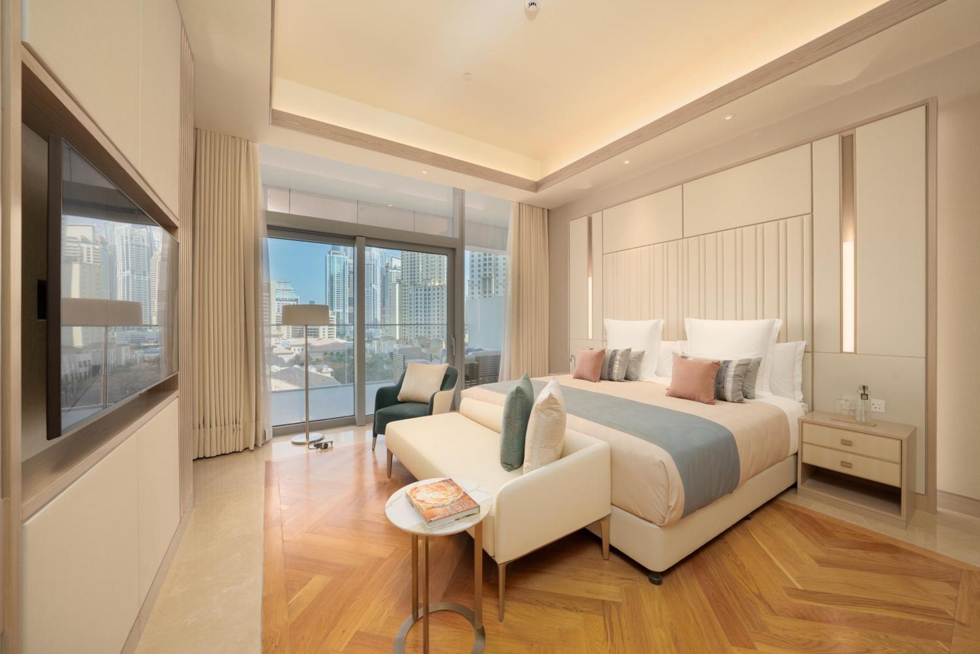 Отель Five Luxe Дубай Экстерьер фото Deluxe Suite